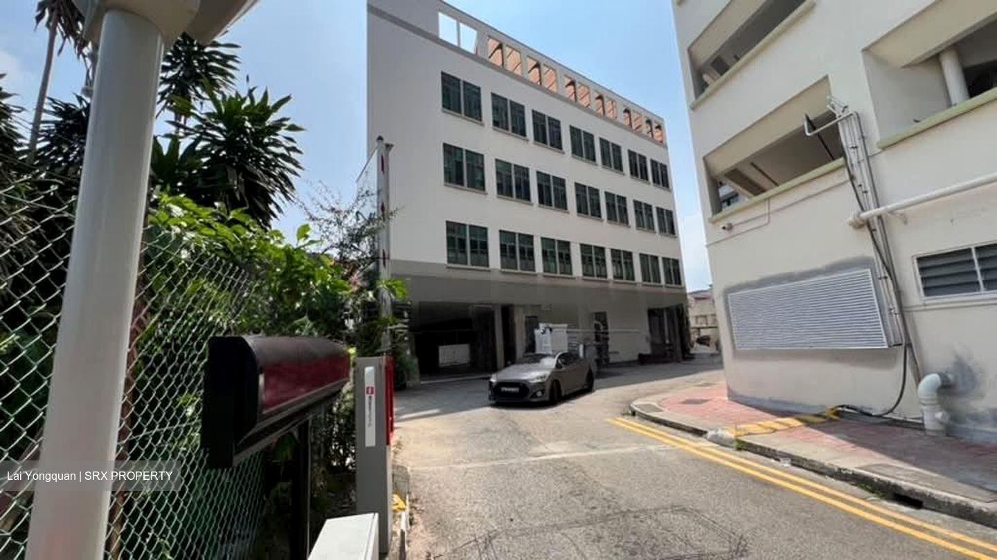 Joo Chiat Road (D15), Shop House #596280951